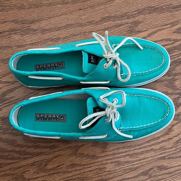 Sperry Topsiders - Picture 2 of 5